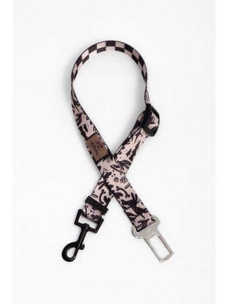Dog seatbelt - standard car seatbelt slot WestWOOF Story